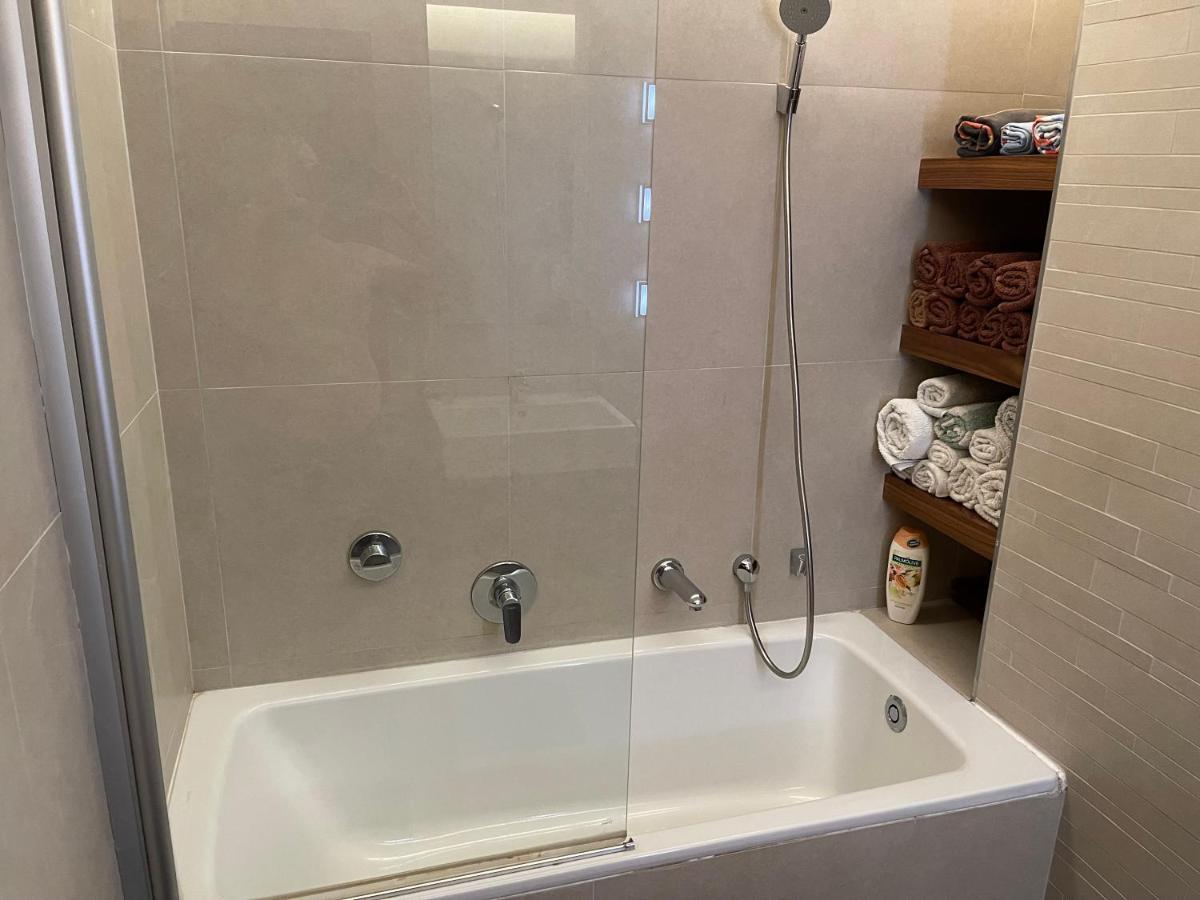 Deluxe Apartment With Pool In The Heart Of St Pauls Bay San Pawl il-Baħar Zewnętrze zdjęcie