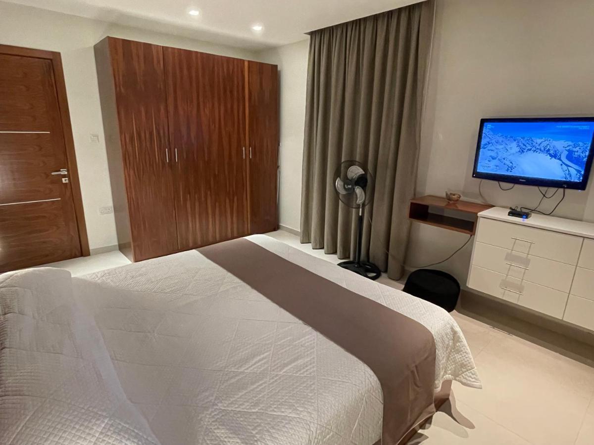 Deluxe Apartment With Pool In The Heart Of St Pauls Bay San Pawl il-Baħar Zewnętrze zdjęcie