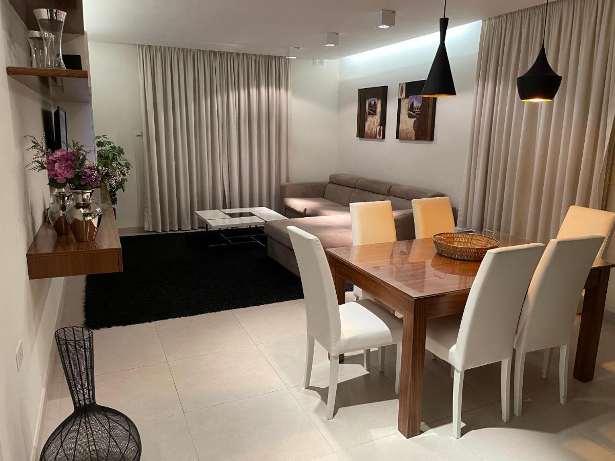 Deluxe Apartment With Pool In The Heart Of St Pauls Bay San Pawl il-Baħar Zewnętrze zdjęcie